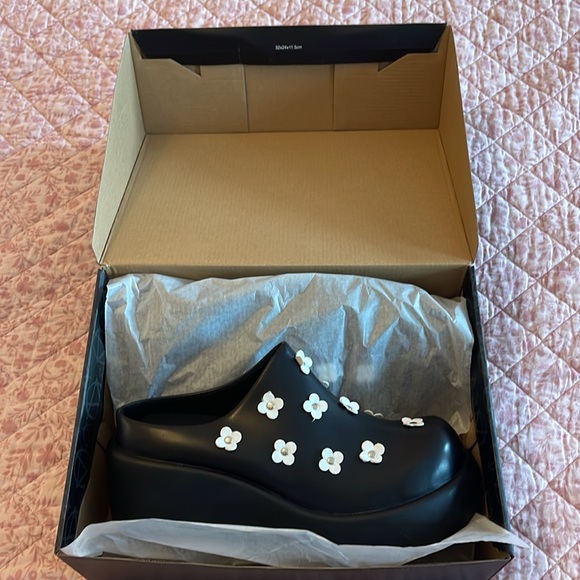 T.U.K. Black & White Flower Clogs - Picture 6 of 11